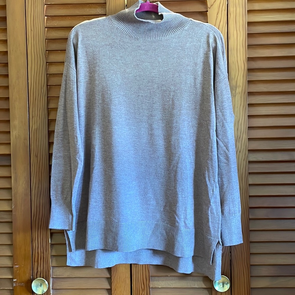 Lightweight Knit Tunic